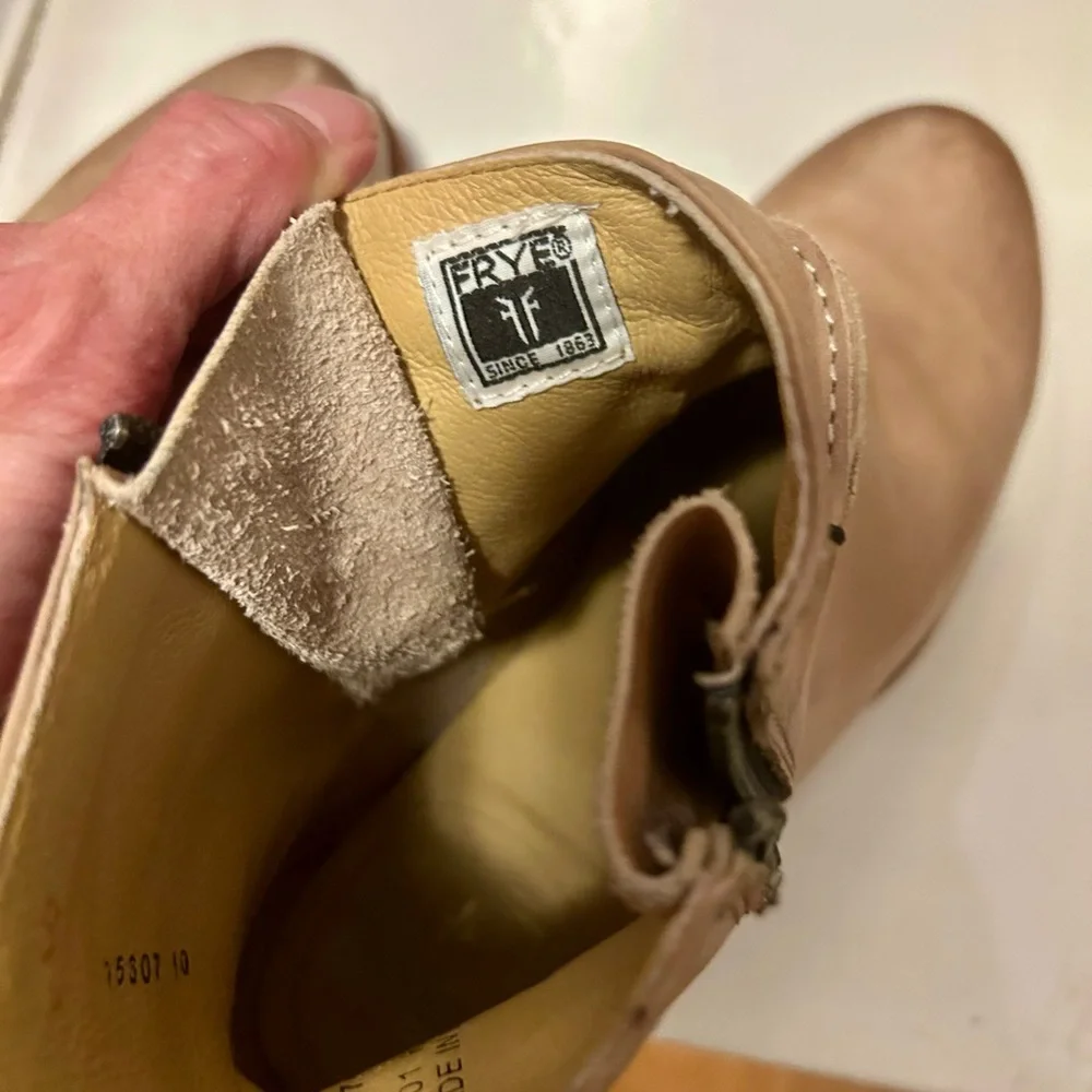 Frye Beige Ankle Booties with Zippers, 11 B - Picture 6 of 8